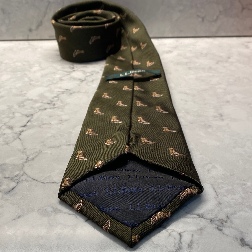 L.L. Bean Olive Silk Tie - Picture 2 of 4
